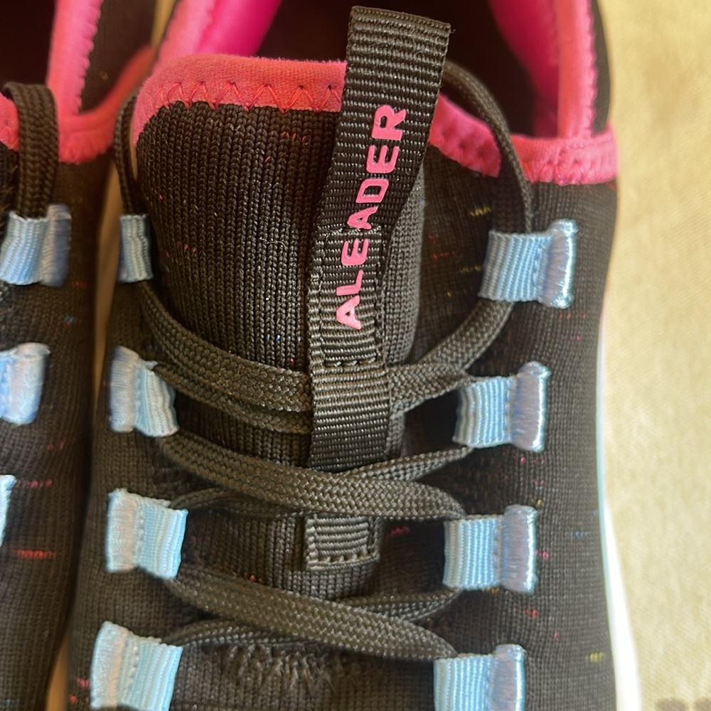 ALEADER Black and Pink Athletic Sneakers - Picture 9 of 11